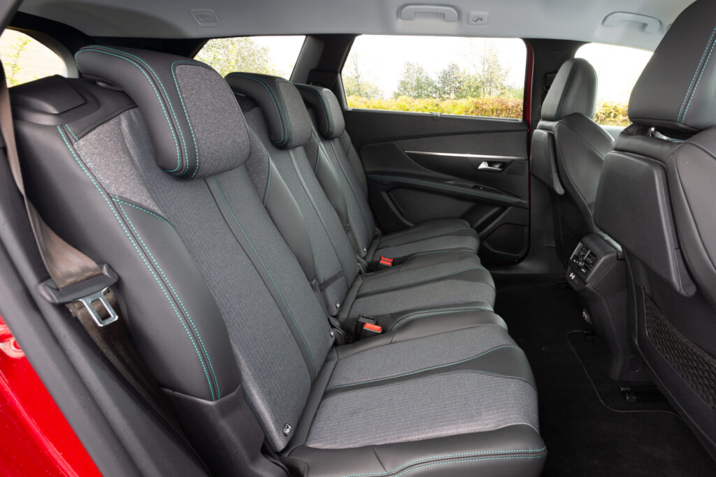 Le rang 2 de la Peugeot 5008 est toujours aussi confortable