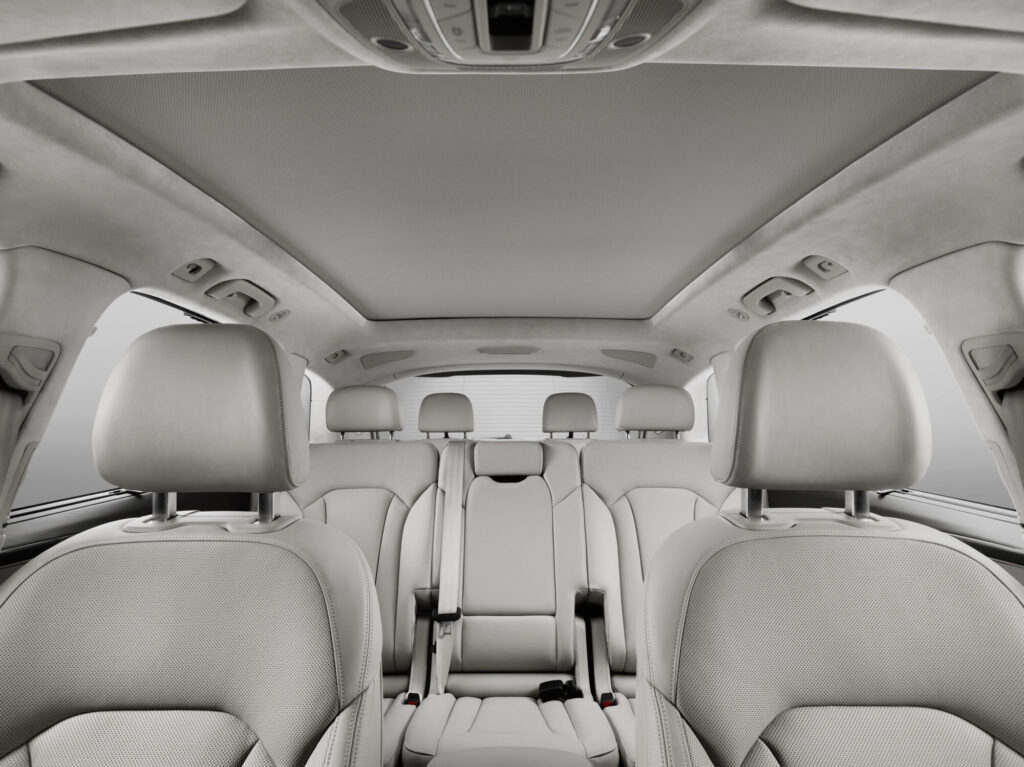 L'intérieur du Q7 en 7 place - ©2021 D'Ieteren Automotive SA/NV