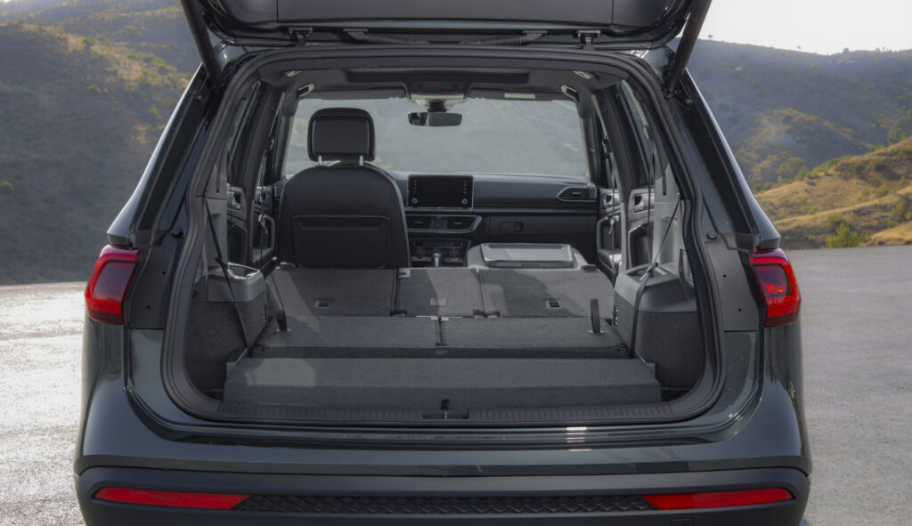 aL'intérieur du Seat Tarraco - ©2021-2024 D'Ieteren
