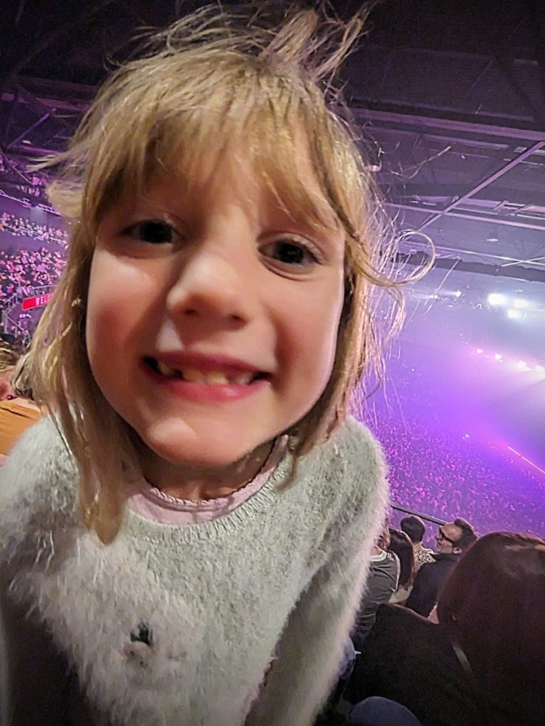 Bonjour Bruxelles ! - Concert d'Angèle