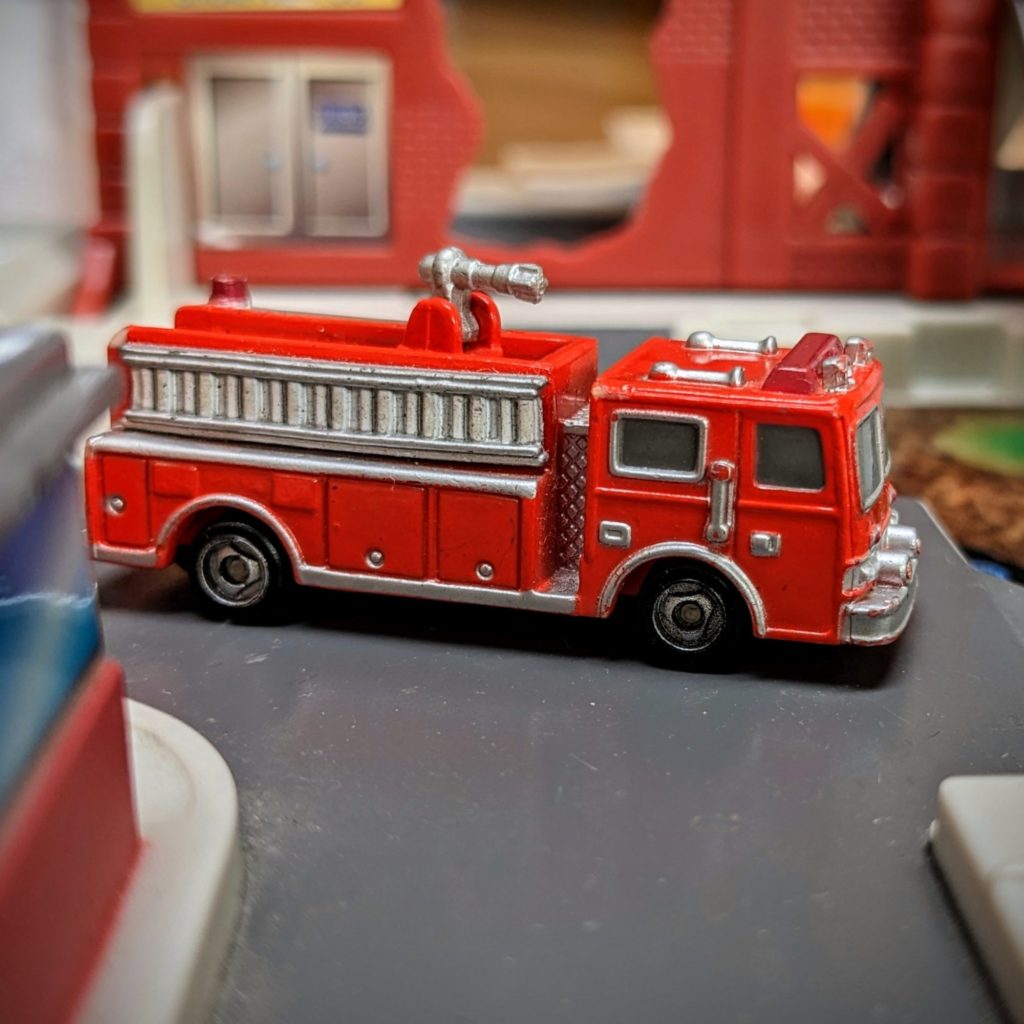 Truck - Fire Rescue - Micro Machines, 1998