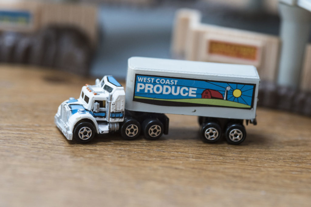 #6 Food Service - Micro Machines Galoob, 1989