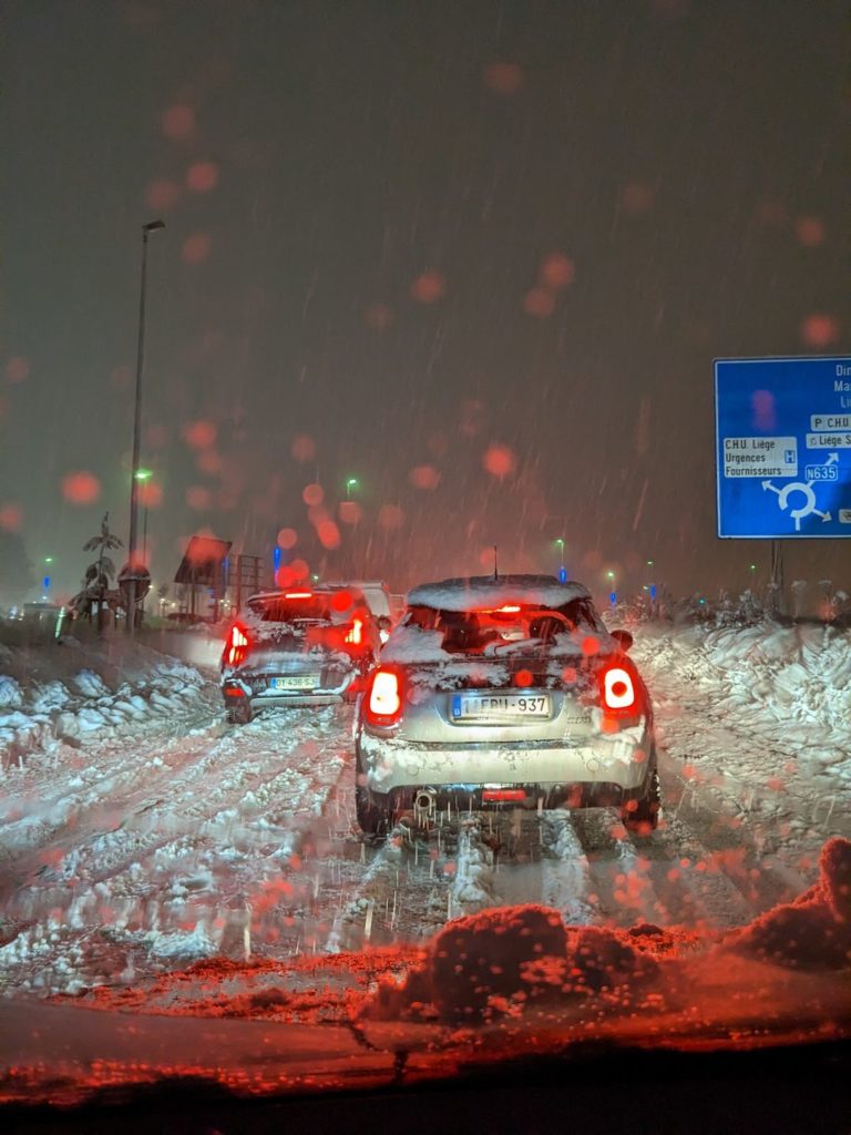 2h plus tard, Zéro chasse neige, bravo :((