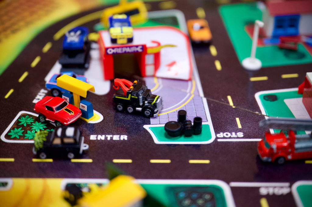 Le prix de l'essence est bien moins cher à Metro City - Micro Machines, 1990