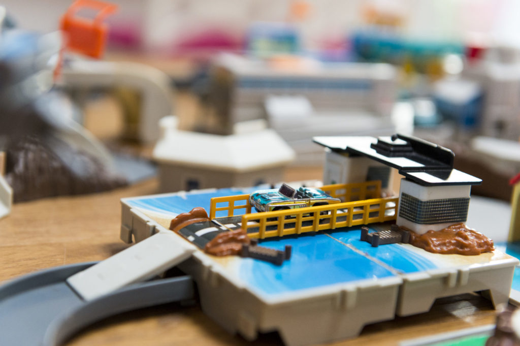 Micro Machines 1988, Travel City : Bridge