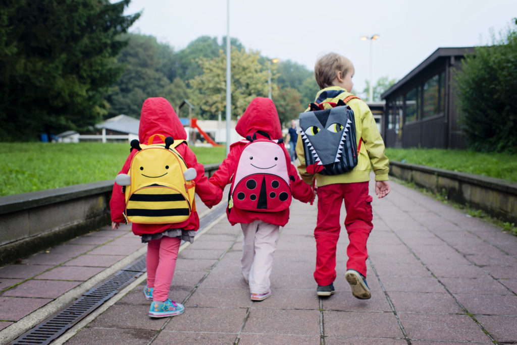 En route pour une nouvelle école. Septembre 2014.