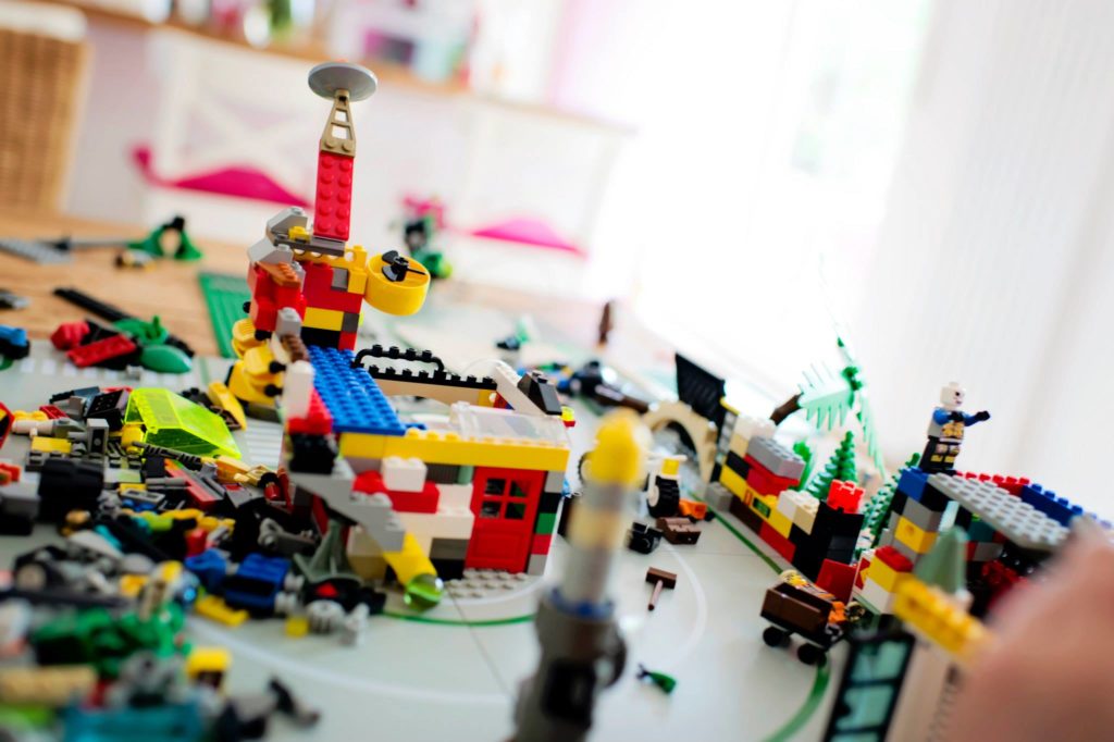 Allé, construction d'une ville, première semaine... -- Juillet 2015