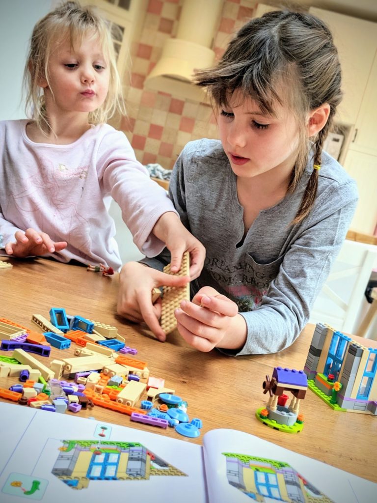 Des Legos pour l'anniversaire d'Alice et Juliette -- Novembre 2019