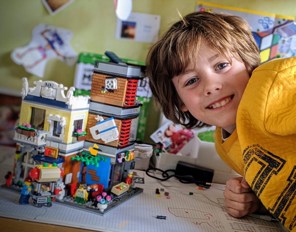 Elles sont quand même vachement réussies ces boites de LEGO Créator !! -- Décembre 2019