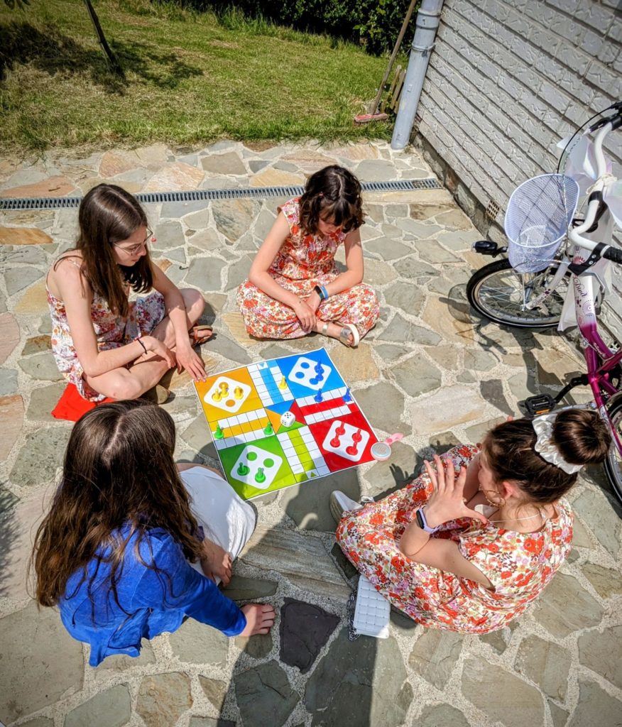 Quelques souvenirs de la journée de grande communion d'Alice et Juliette le WE dernier.