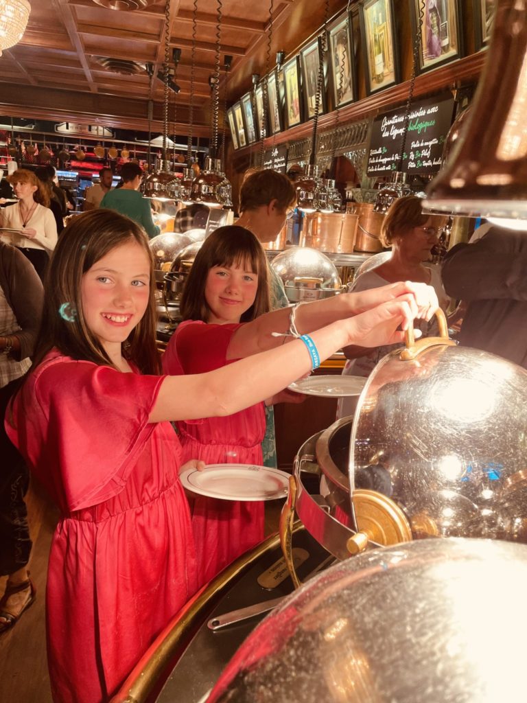 La soirée Waouw passe par Les Grands Buffets de Narbonne