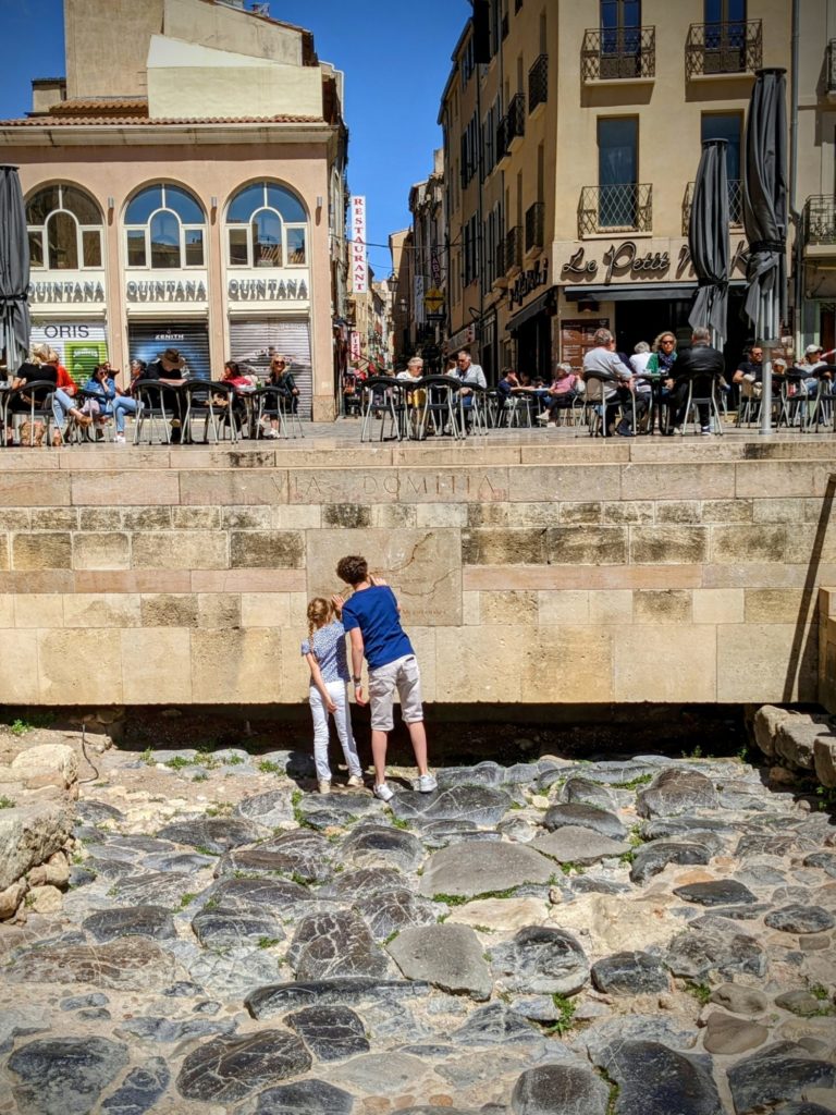 A la découverte de Narbonne en famille, ville d'histoire - Les Mondes de Cyborg Jeff, 2023