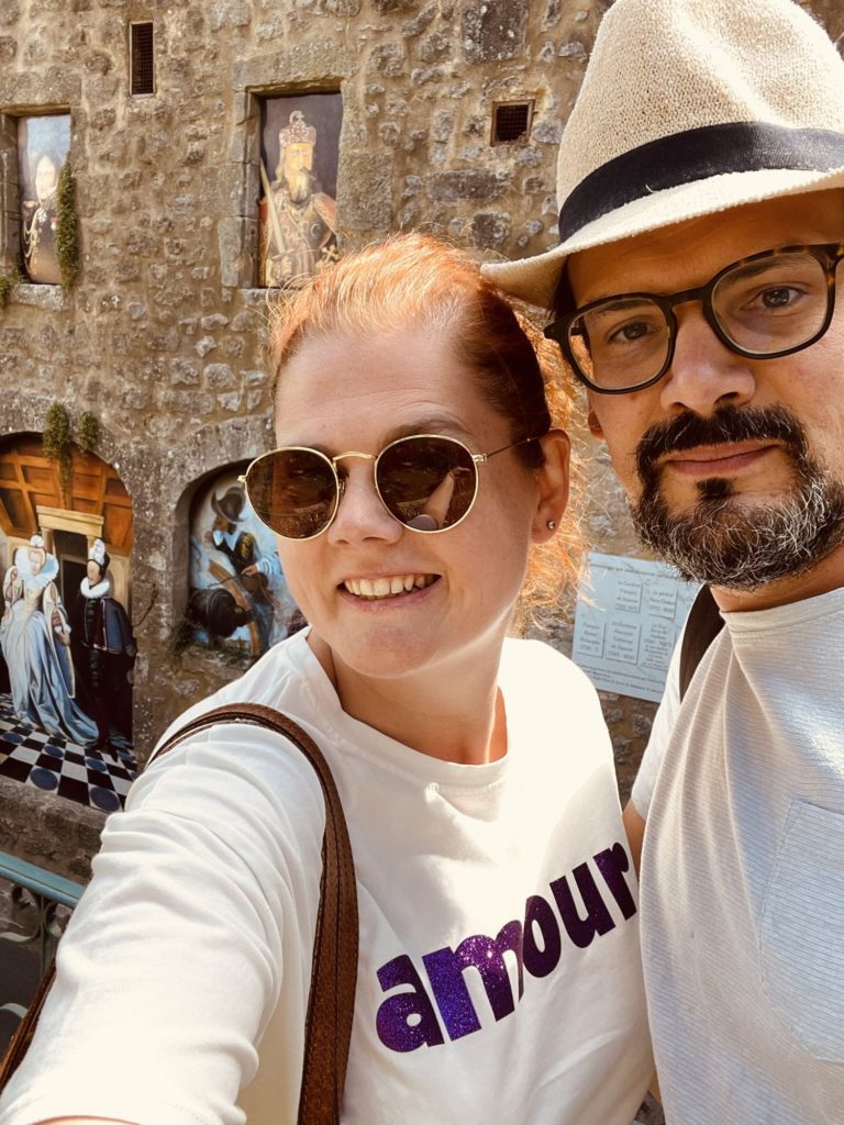 On flâne dans le vieux Joyeuse. #Ardèche2023