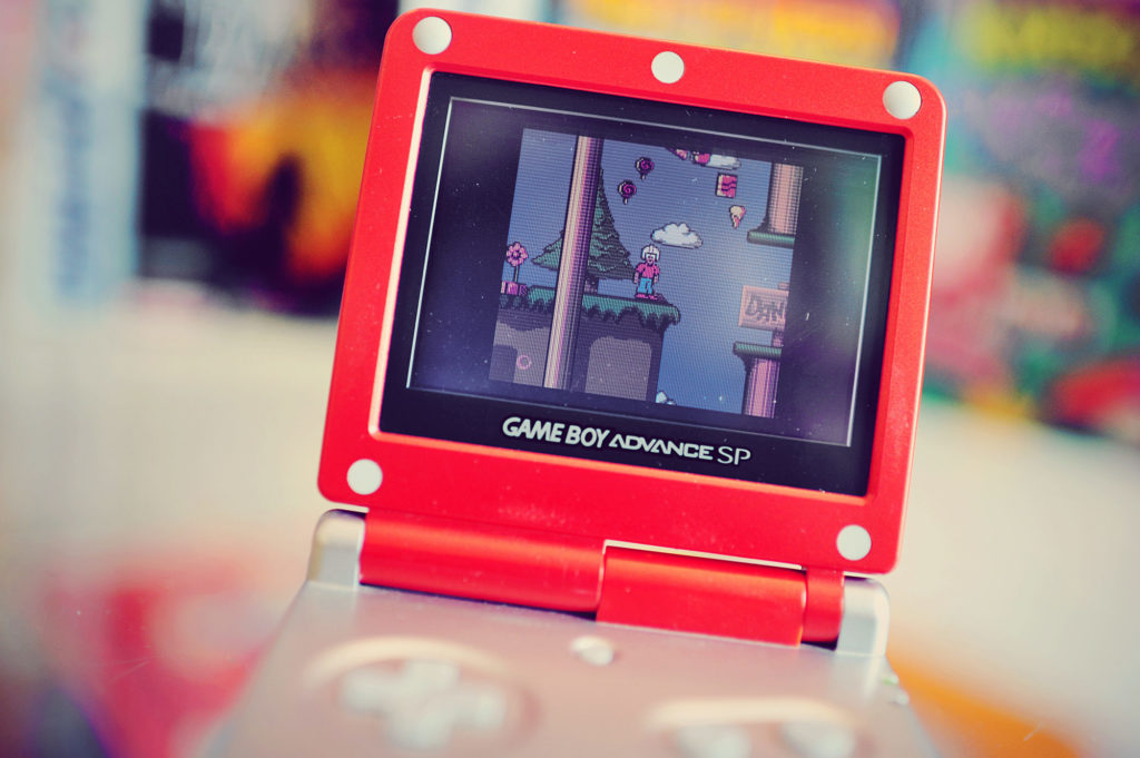 Commander Keen sorti sur Game Boy Color tournant sur la GBA SP
