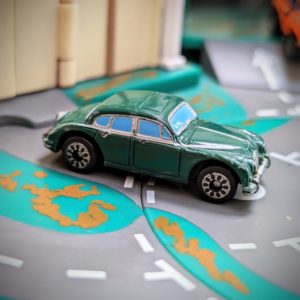 Jaguar 3.8 MKII - Luxury cars - Galoob Micro Machines, 1997