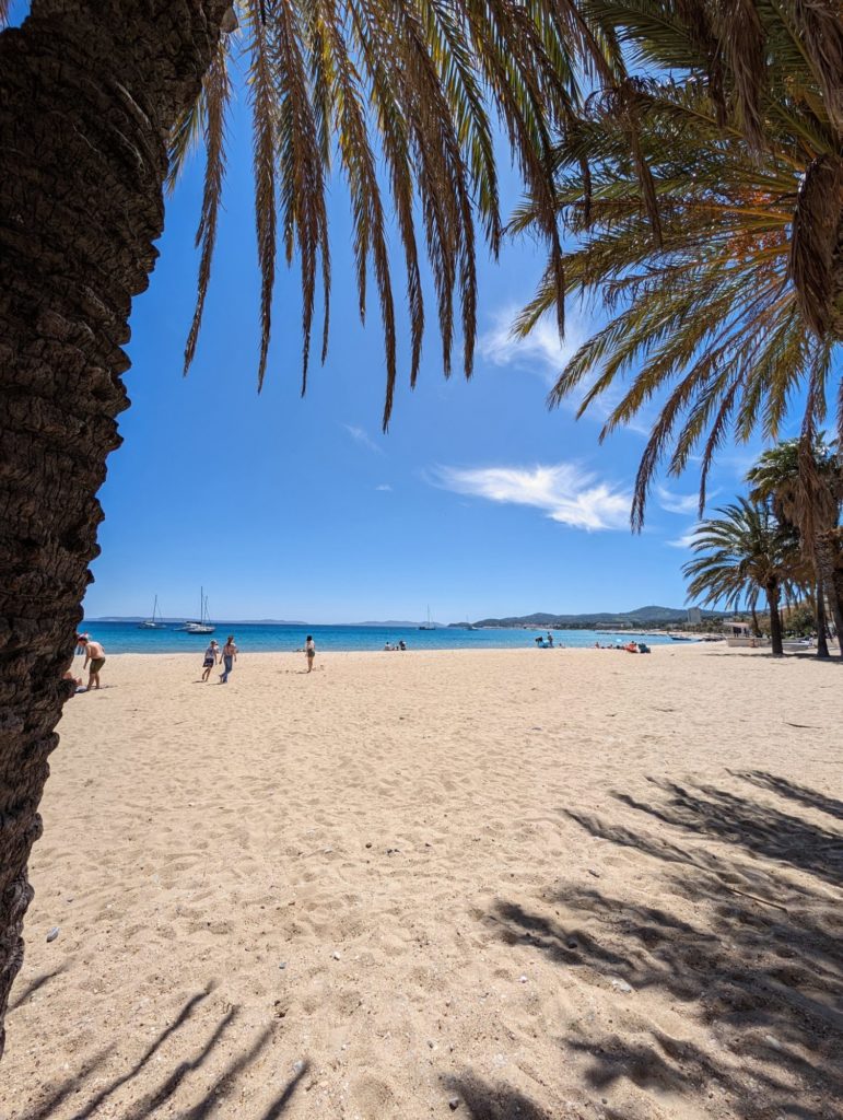 Pause paradisiaque - Le Lavandou et sa plage