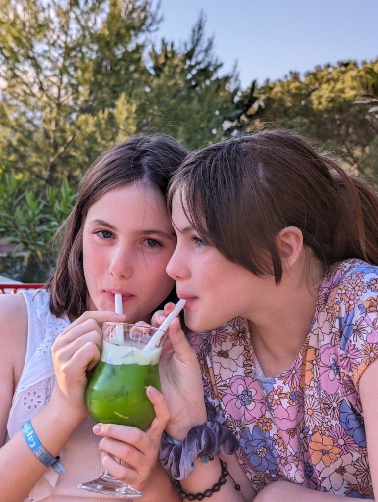 Les Miss profitent - Capfun La Malissonne