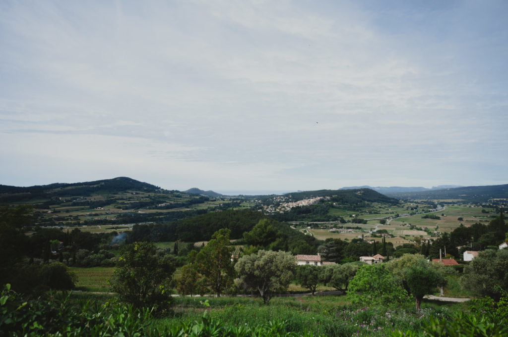 Samedi dernier, très belle découverte du village du Castellet. On se perd dans les petits commerces, on mange un bon restaurant en famille et on profite de la vue !
