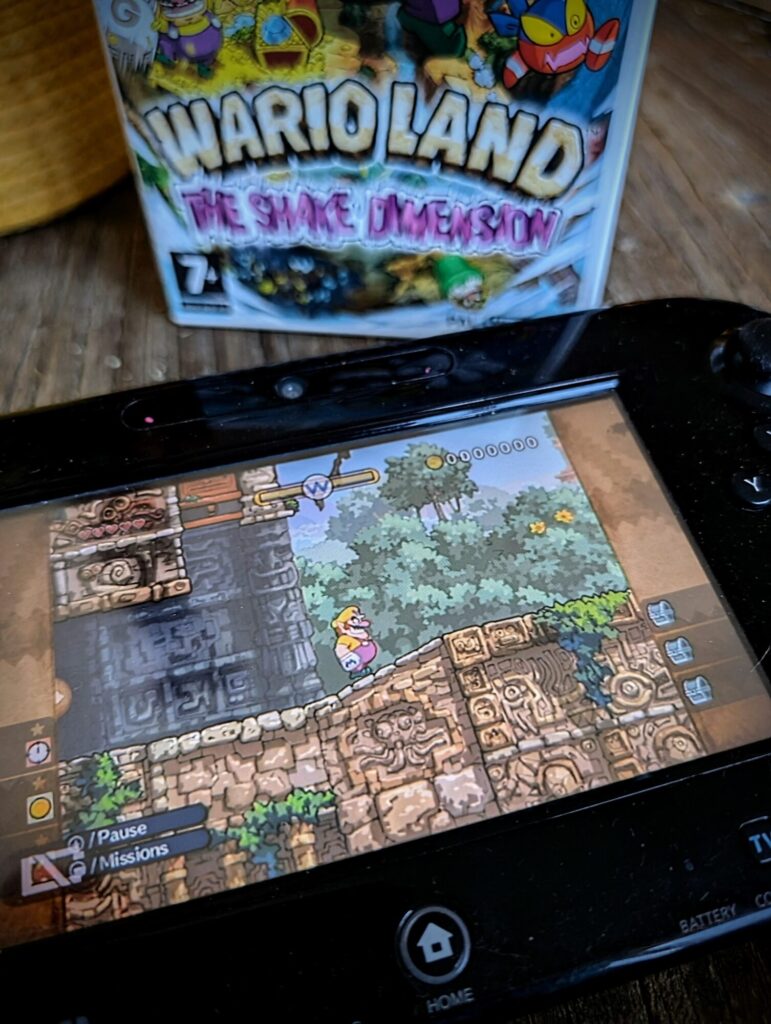 Cela aurait top si Warioland Shake dimension tournait à 100% sur la WiiU !