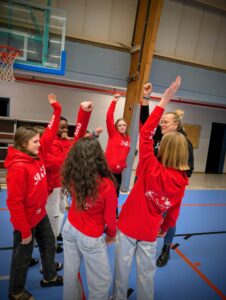 Nous voici sponsors de l'équipe U14 de Basket d'Alice : )