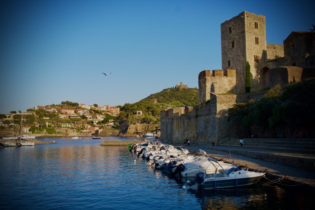 Vacances dans les Pyrénées orientales - Collioure au coucher du soleil - ©LMDC, 2026