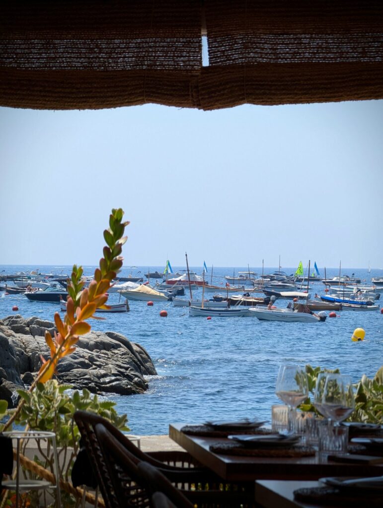 Vacances dans les Pyrénées orientales - à la découverte de deux petits villages de la Costa Brava - Calella de Palafrugell - ©LMDC, 2026